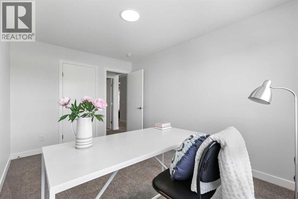 74 Seton Road Se, Calgary, Alberta  T3M 3E8 - Photo 33 - A2271447