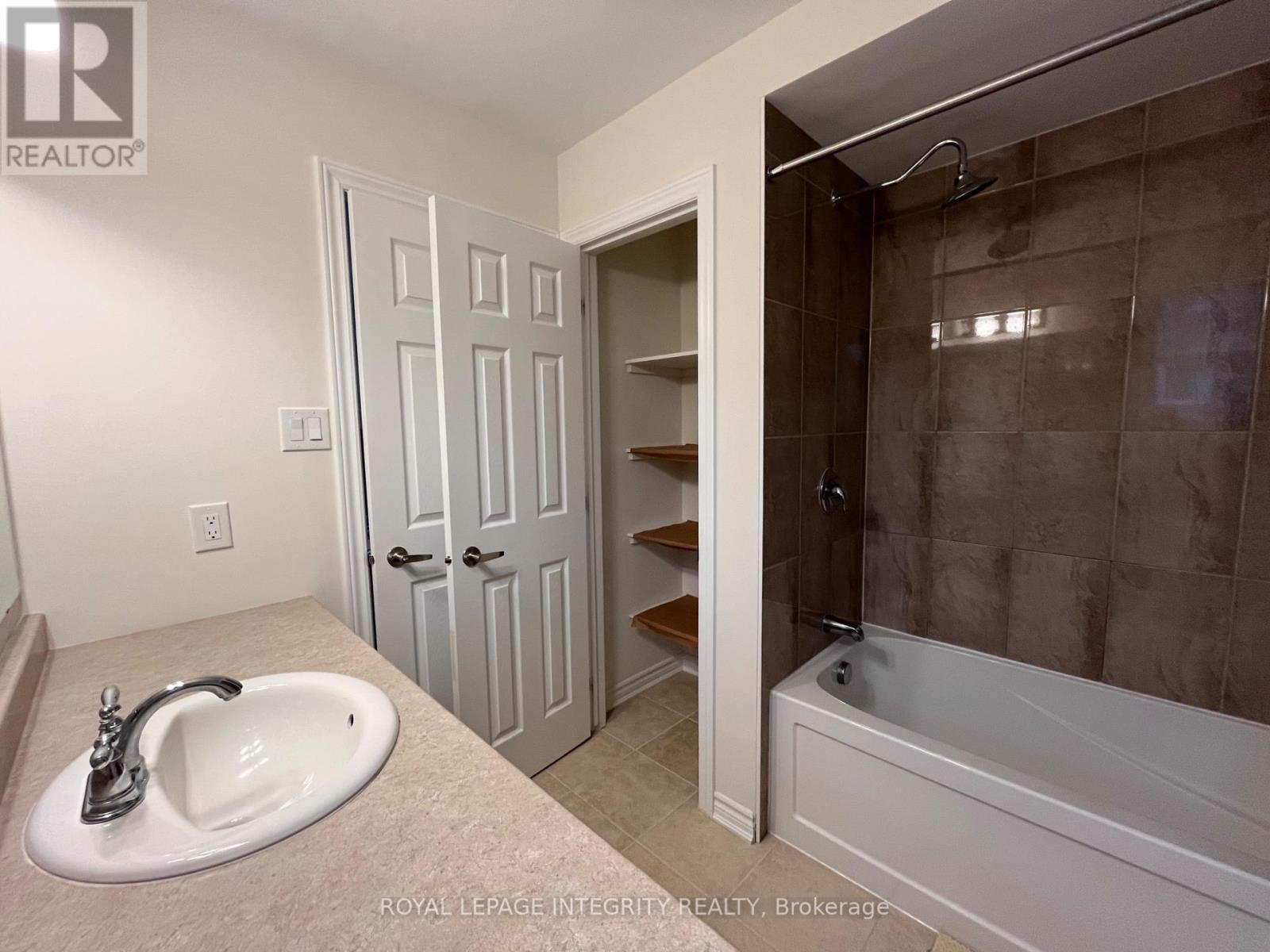 332 Song Sparrow Street, Ottawa, Ontario  K2J 5Y9 - Photo 21 - X12584102