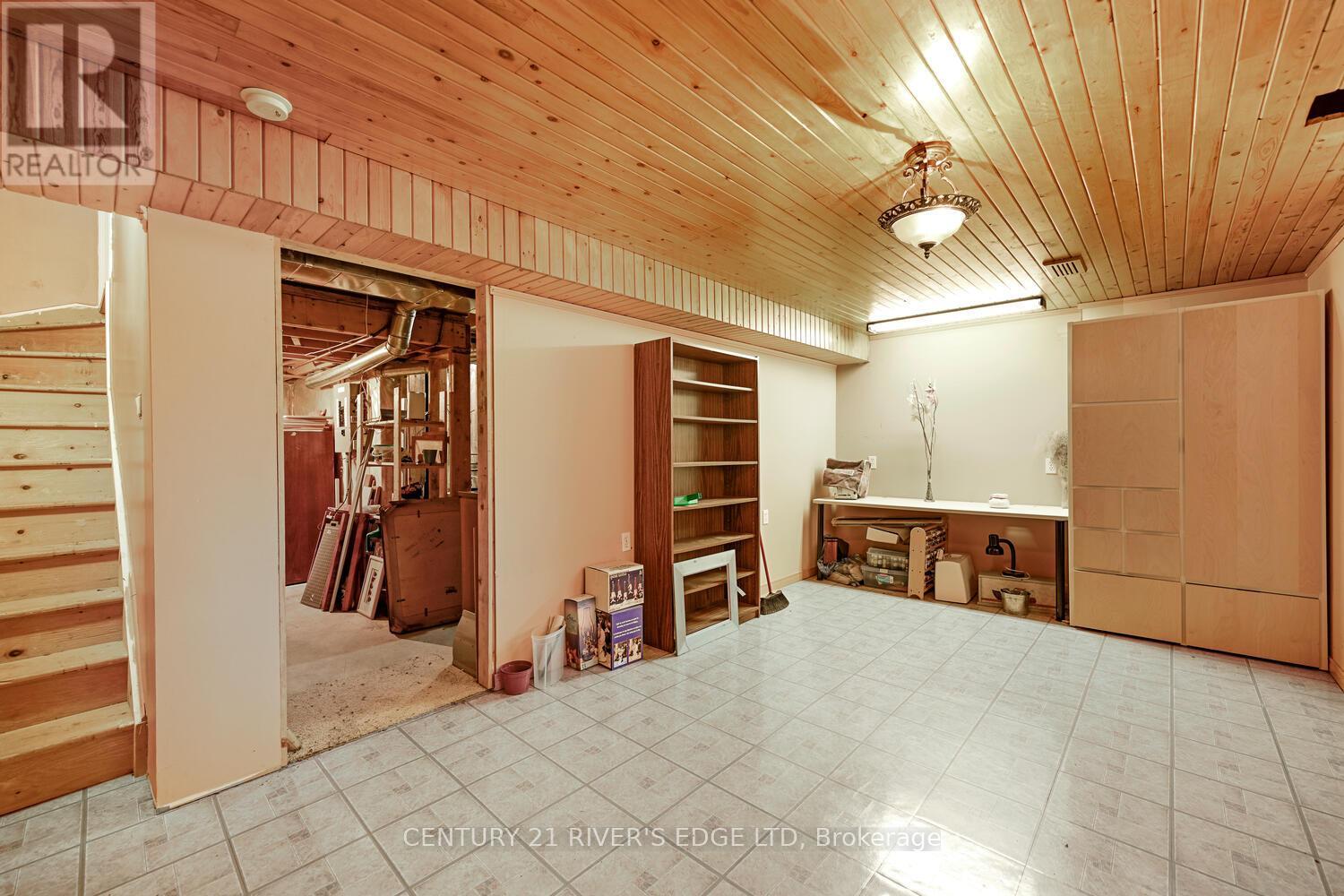 6 Sunnybrooke Drive, Ottawa, Ontario  K2M 2P3 - Photo 19 - X12584118