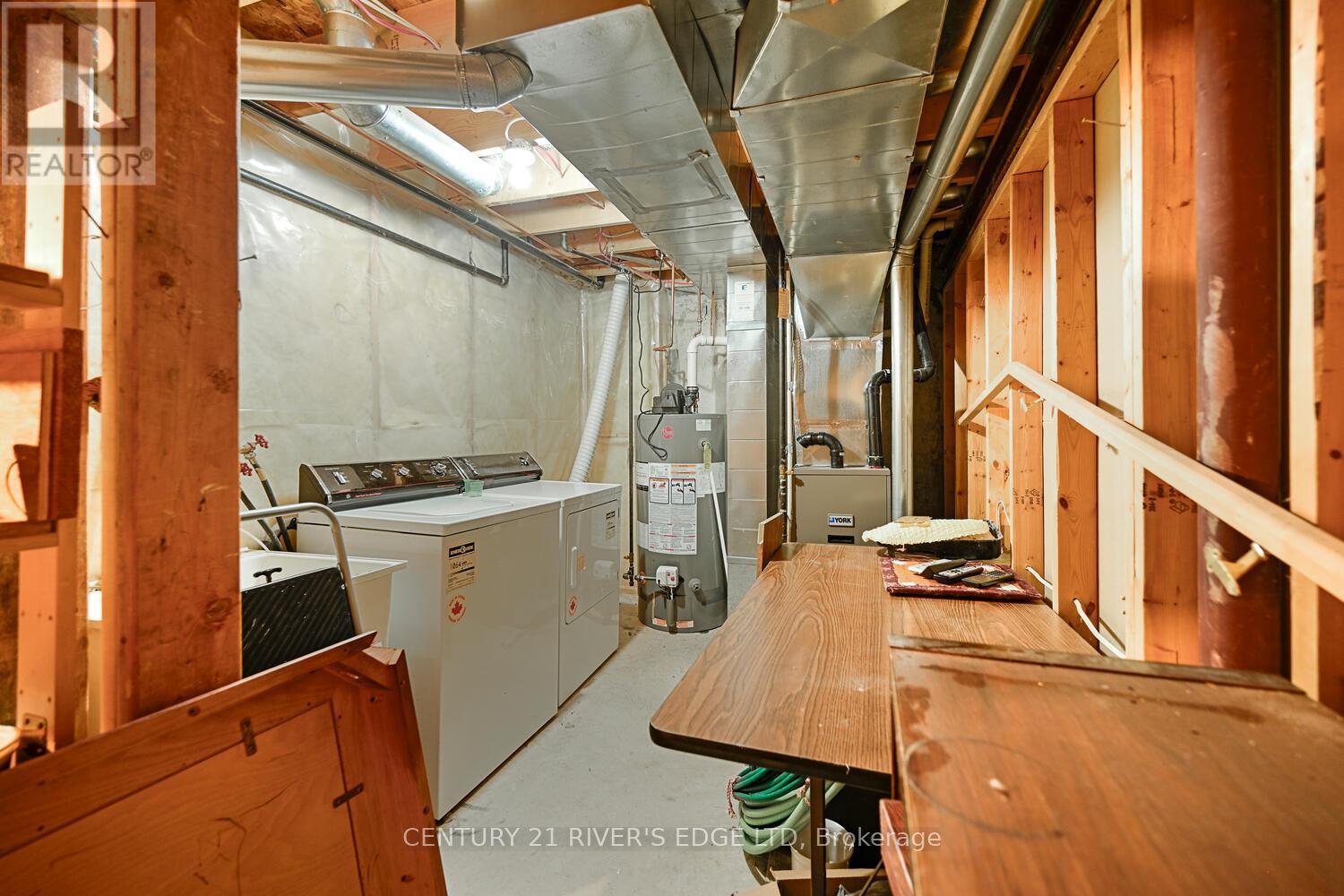 6 Sunnybrooke Drive, Ottawa, Ontario  K2M 2P3 - Photo 20 - X12584118