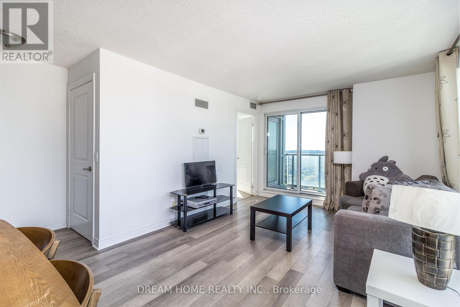 2302 - 50 Town Centre Court, Toronto, Ontario M1P 0A9 - Photo 2 - E12584098