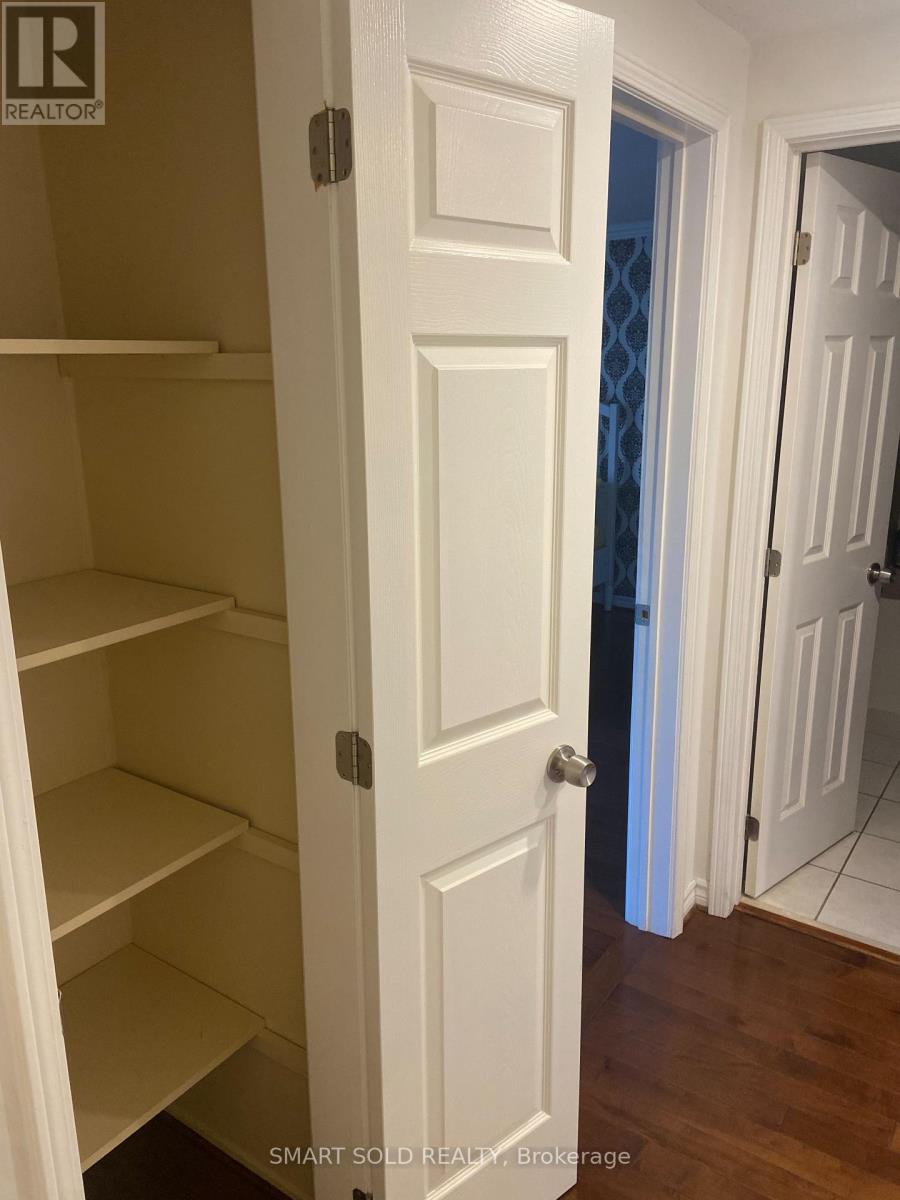 35 Moonlight Lane, Richmond Hill, Ontario L4C 8K4 - Photo 11 - N12584114