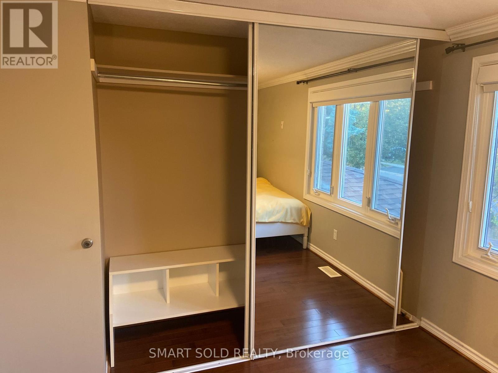 35 Moonlight Lane, Richmond Hill, Ontario L4C 8K4 - Photo 13 - N12584114