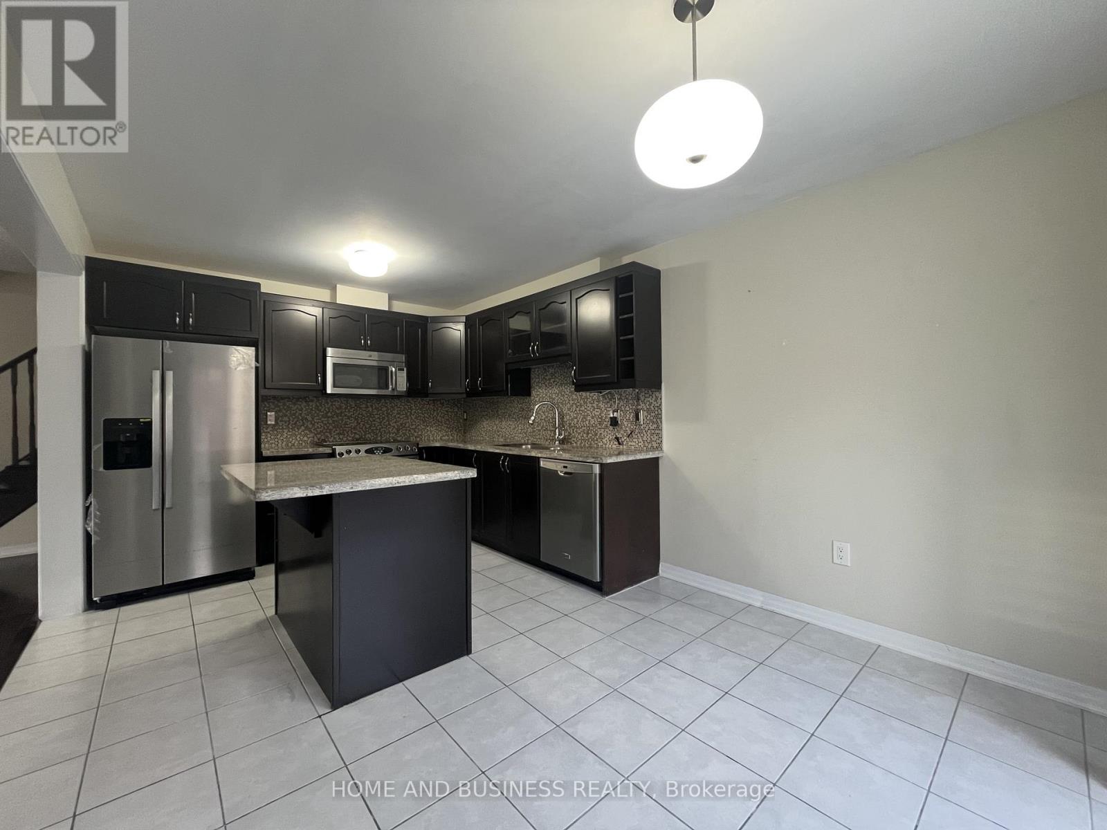 150 Leiterman Drive, Milton, Ontario  L9T 8B5 - Photo 11 - W12584108