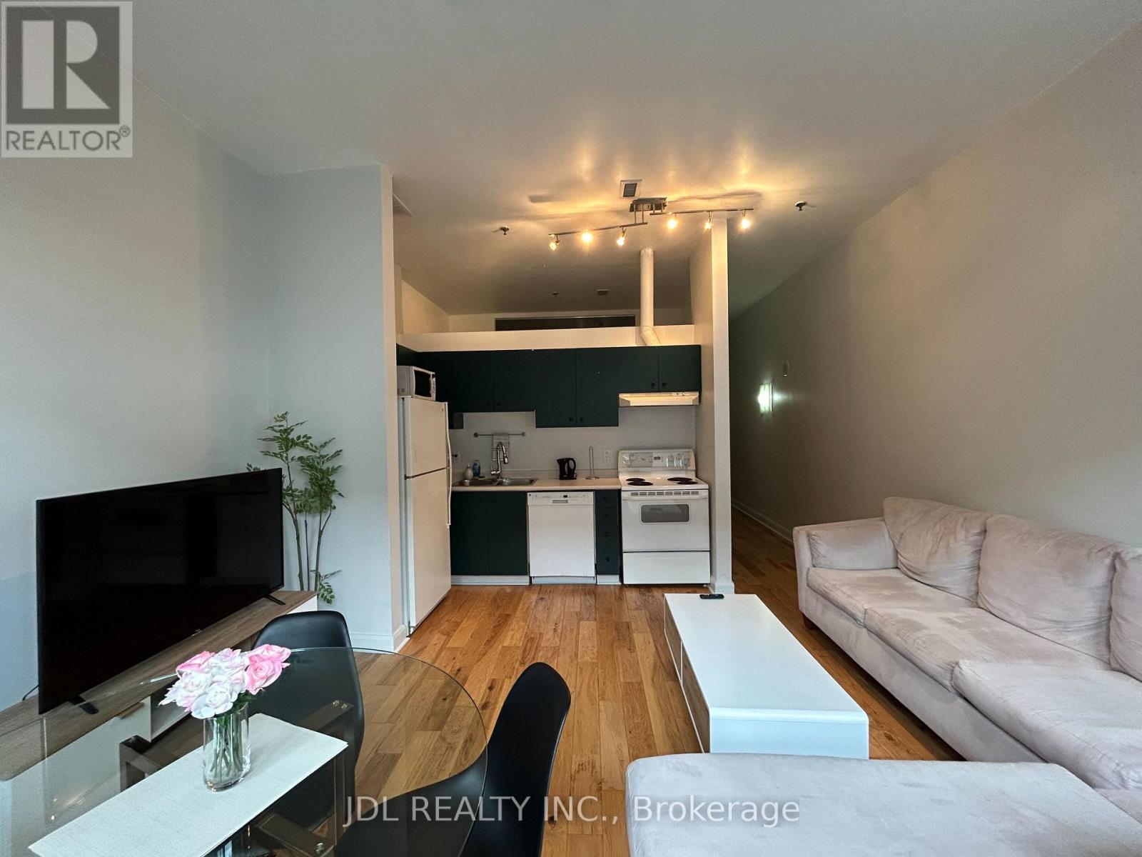 604 - 700 King St  W Street, Toronto, Ontario  M5V 2Y6 - Photo 4 - C12515382