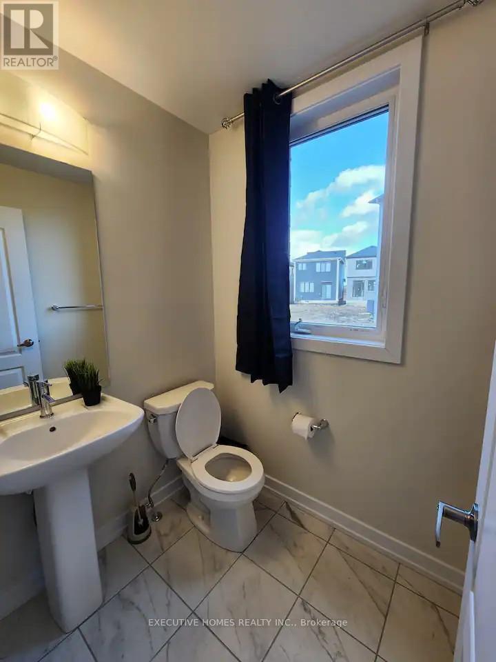 33 Wintergreen Crescent, Haldimand, Ontario  N3W 0H9 - Photo 6 - X12584110