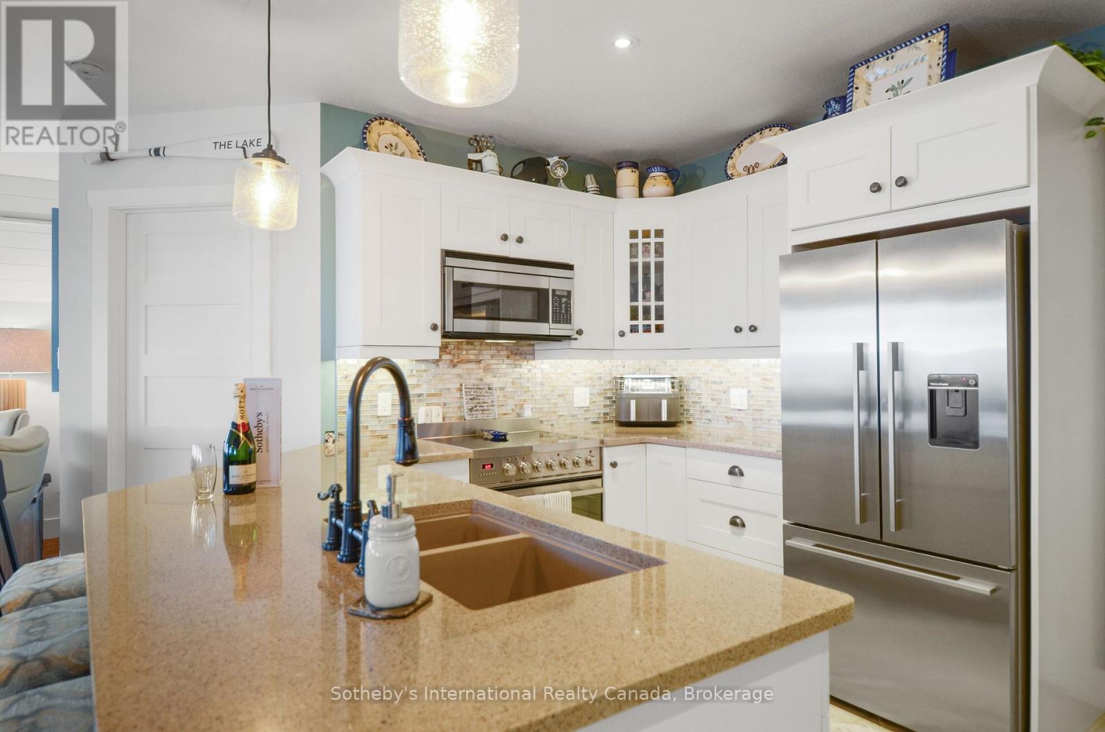 302 - 137 Elgin Street, Saugeen Shores, Ontario N0H 2C6 - Photo 18 - X12584146