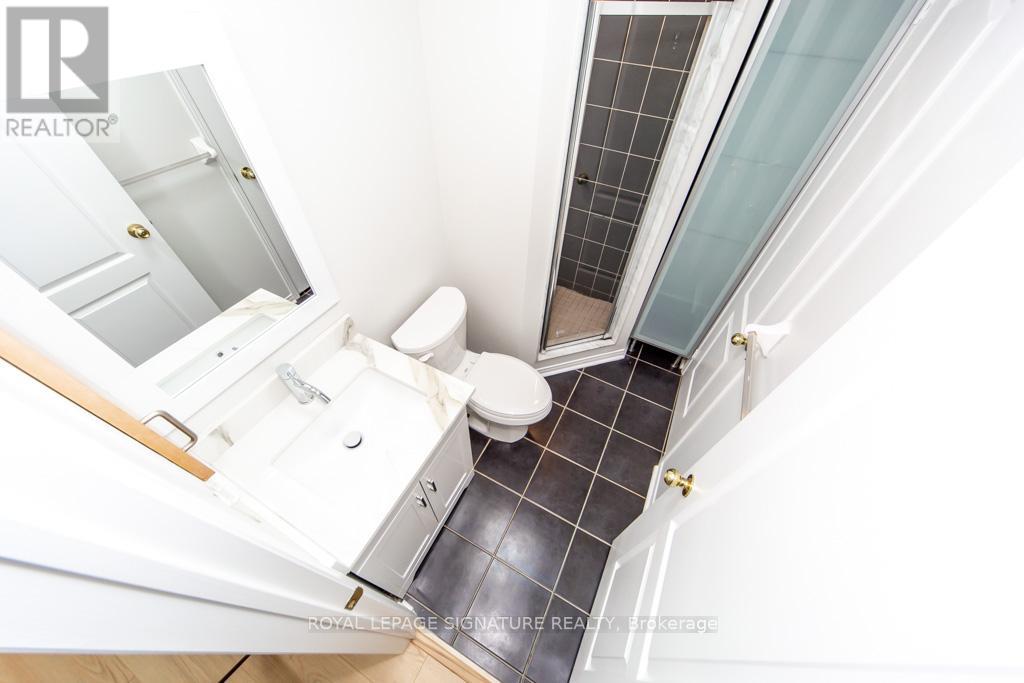 22 - 5050 Intrepid Drive, Mississauga, Ontario  L5M 8A5 - Photo 38 - W12581164