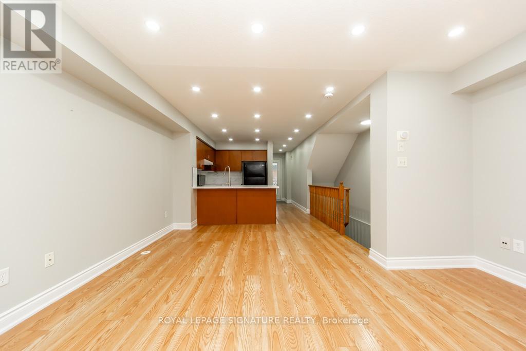 22 - 5050 Intrepid Drive, Mississauga, Ontario  L5M 8A5 - Photo 14 - W12581164