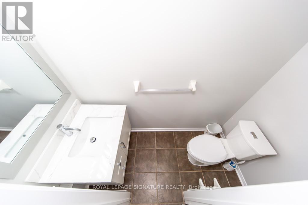 22 - 5050 Intrepid Drive, Mississauga, Ontario  L5M 8A5 - Photo 22 - W12581164