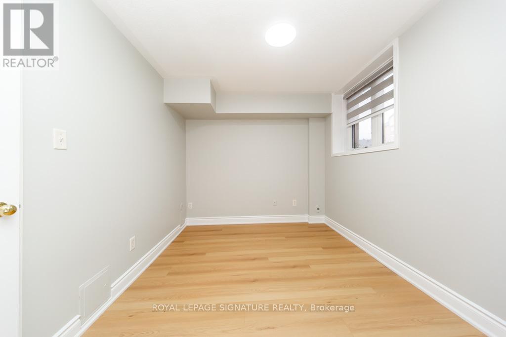 22 - 5050 Intrepid Drive, Mississauga, Ontario  L5M 8A5 - Photo 33 - W12581164