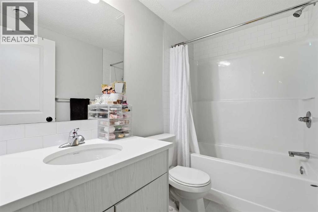 48 Seton Villas Se, Calgary, Alberta  T3M 3G6 - Photo 29 - A2272889