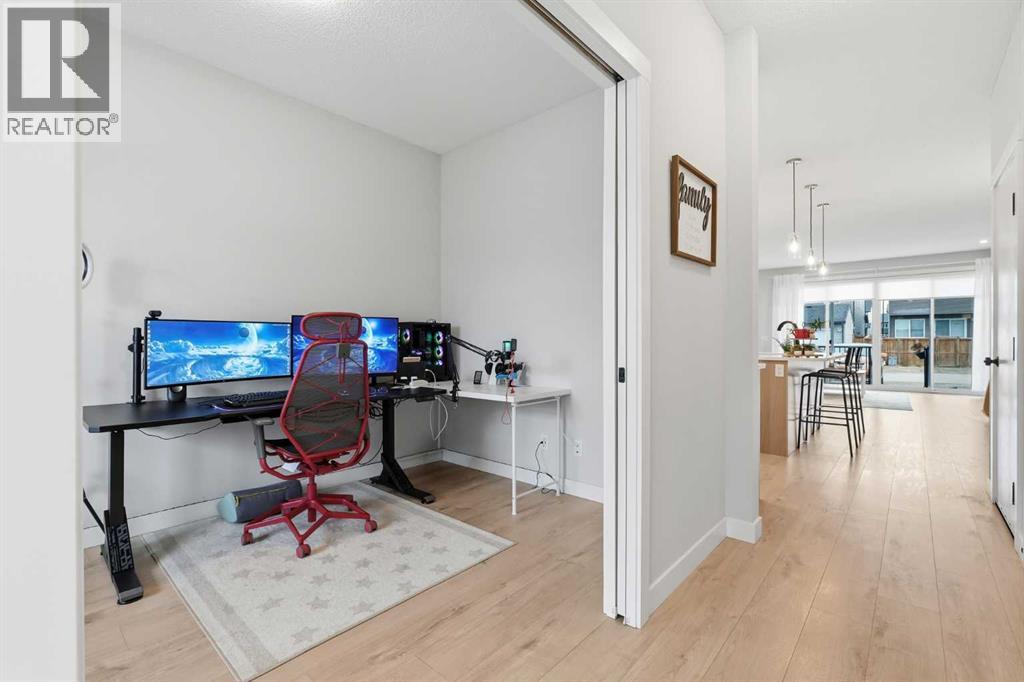 48 Seton Villas Se, Calgary, Alberta  T3M 3G6 - Photo 4 - A2272889