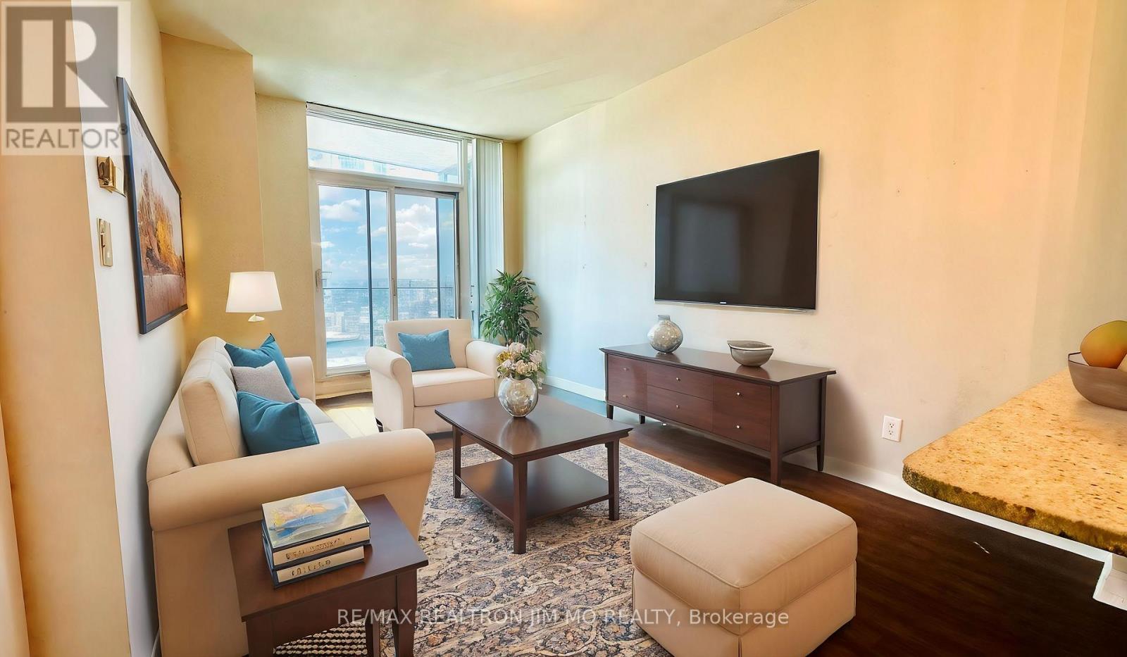 1704 - 18 Harbour Street, Toronto, Ontario  M5J 2Z6 - Photo 3 - C12584162