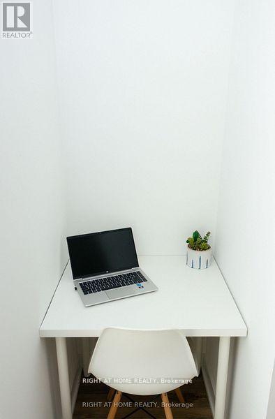 515 - 106 Dovercourt Road, Toronto, Ontario  M6J 0G4 - Photo 13 - C12584164