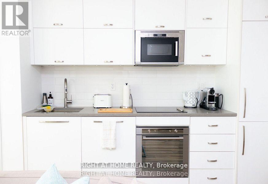 515 - 106 Dovercourt Road, Toronto, Ontario  M6J 0G4 - Photo 8 - C12584164