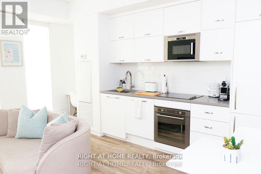 515 - 106 Dovercourt Road, Toronto, Ontario  M6J 0G4 - Photo 9 - C12584164