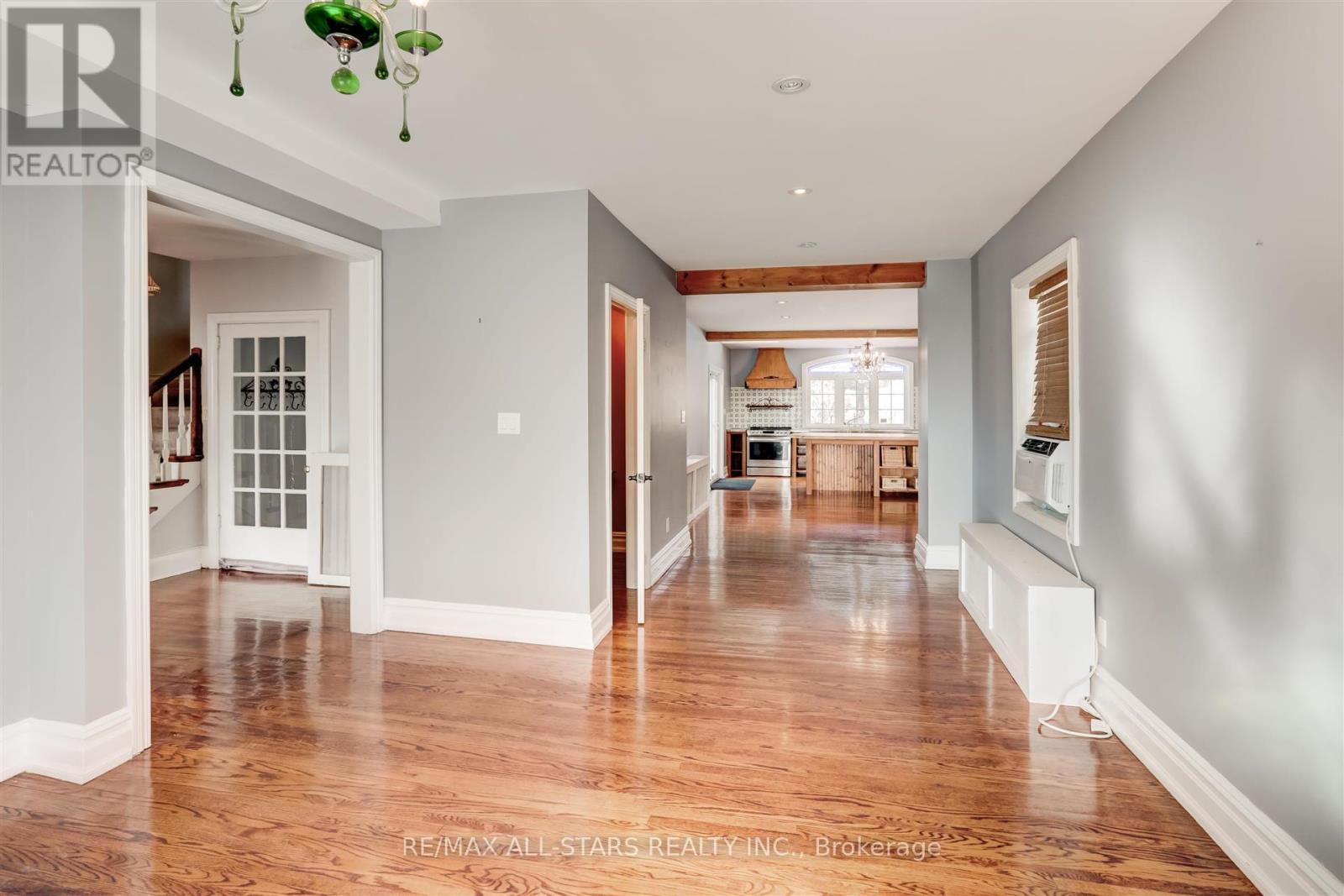 25 Hill Crescent, Toronto, Ontario  M1M 1H7 - Photo 8 - E12584126