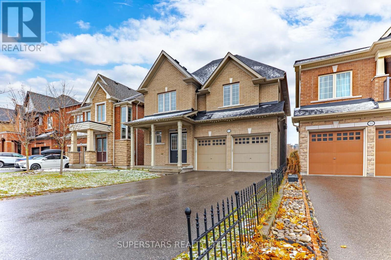 2517 Bandsman Crescent, Oshawa, Ontario  L1L 0M1 - Photo 2 - E12584156