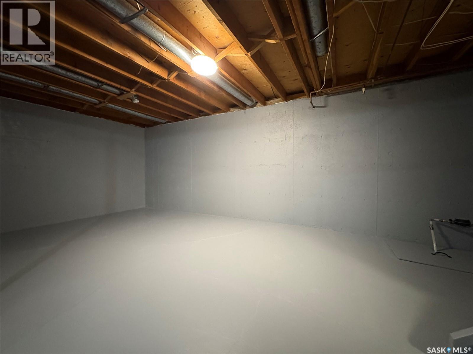 70 Dutton Crescent, Regina, Saskatchewan  S4N 4E5 - Photo 23 - SK024852