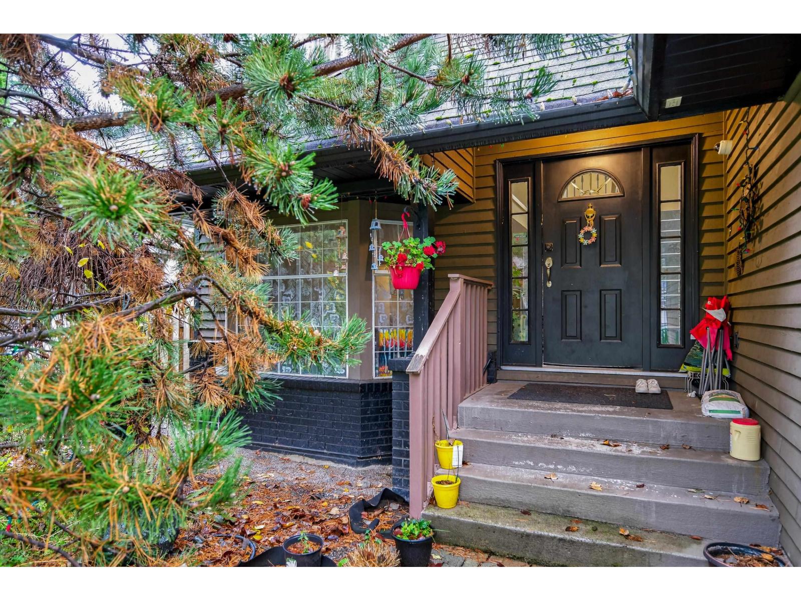 2382 150b Street, Surrey, British Columbia  V4A 8B1 - Photo 3 - R3069460