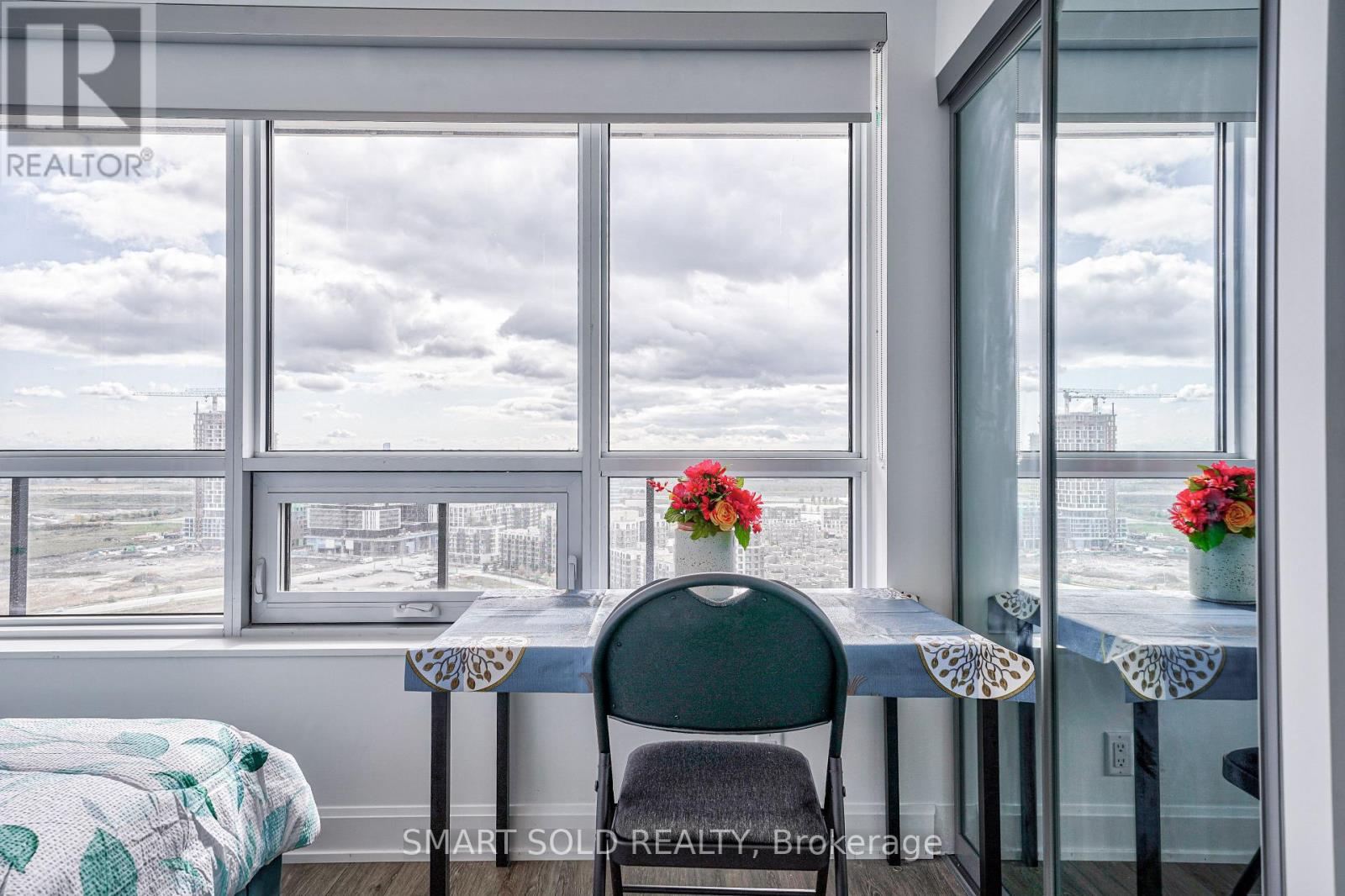 C 2701 - 8 Water Walk Drive, Markham, Ontario  L3R 6L4 - Photo 4 - N12584136