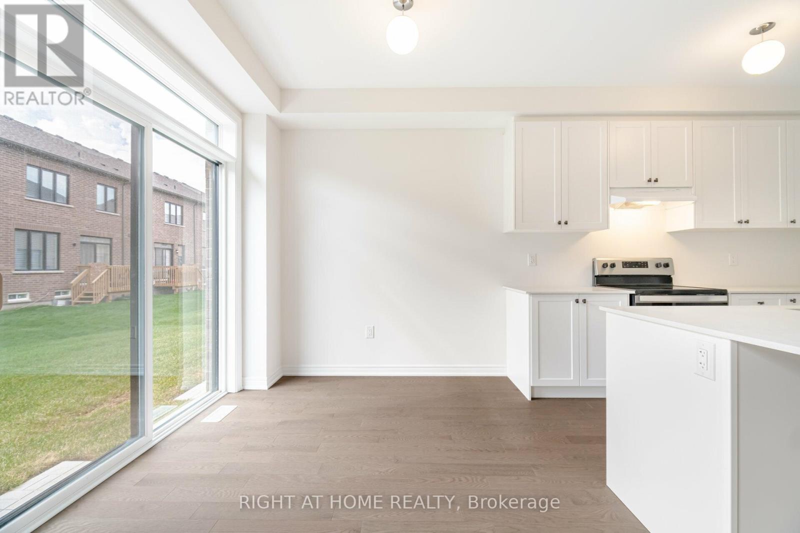 77 Singhampton Road, Vaughan, Ontario  L4H 3N5 - Photo 13 - N12584160