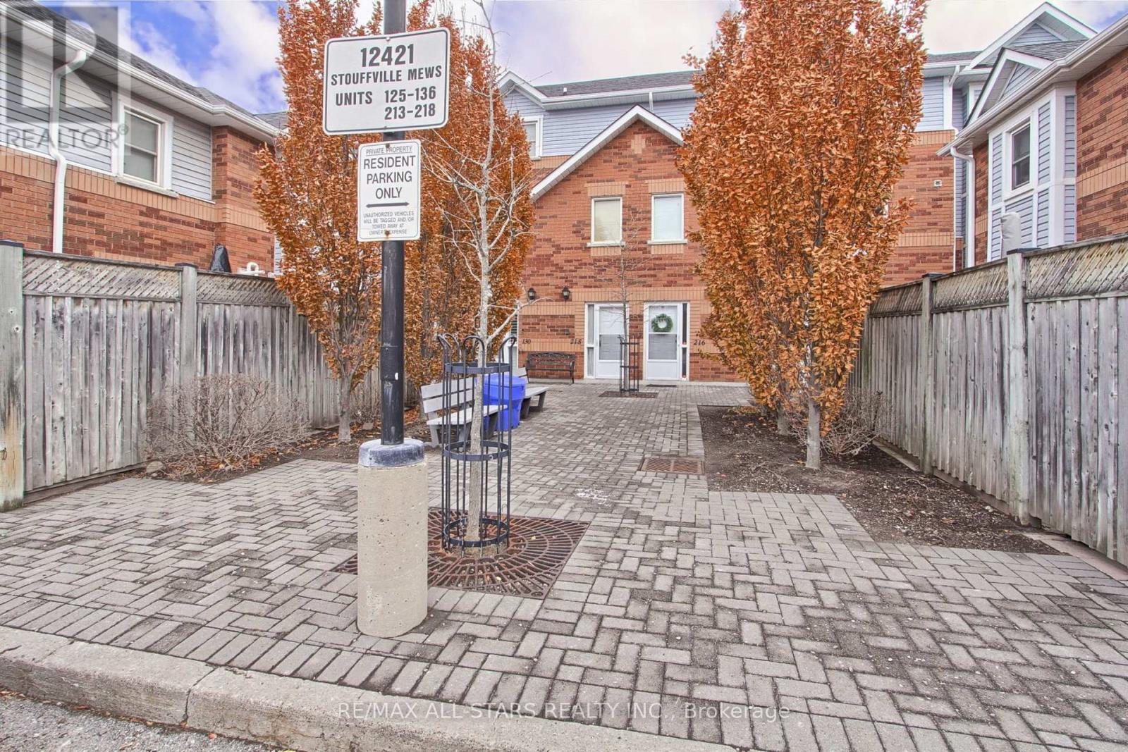 218 - 12421 Ninth Line, Whitchurch-Stouffville, Ontario  L4A 1J3 - Photo 2 - N12584176