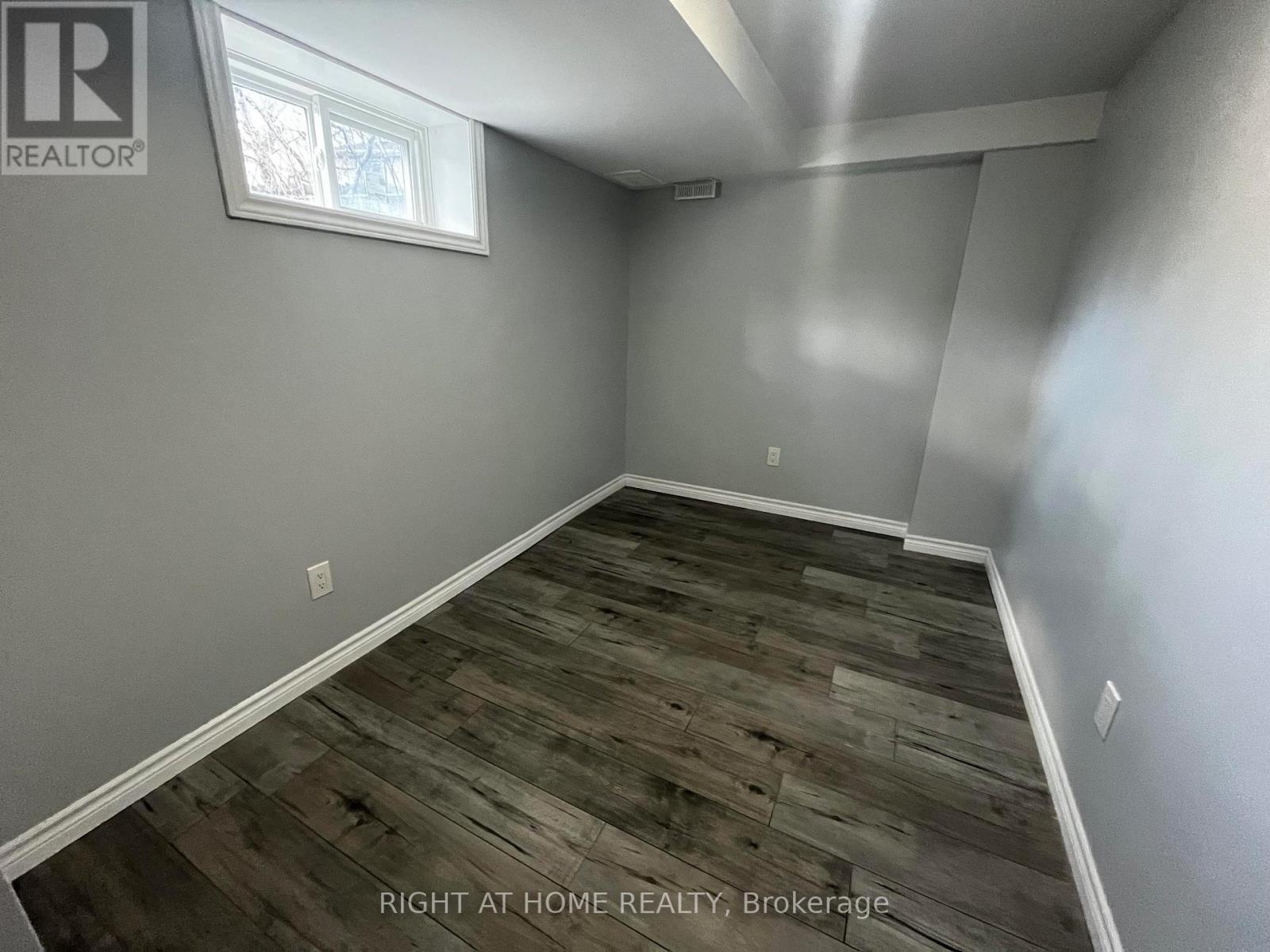 294 Anne Street N, Barrie, Ontario  L4N 5H9 - Photo 25 - S12584174