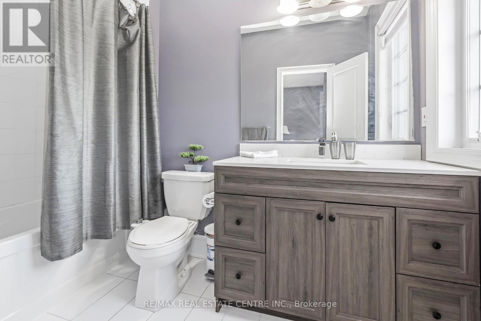 102 Belladonna Circle, Brampton, Ontario  L6P 4B6 - Photo 34 - W12584132