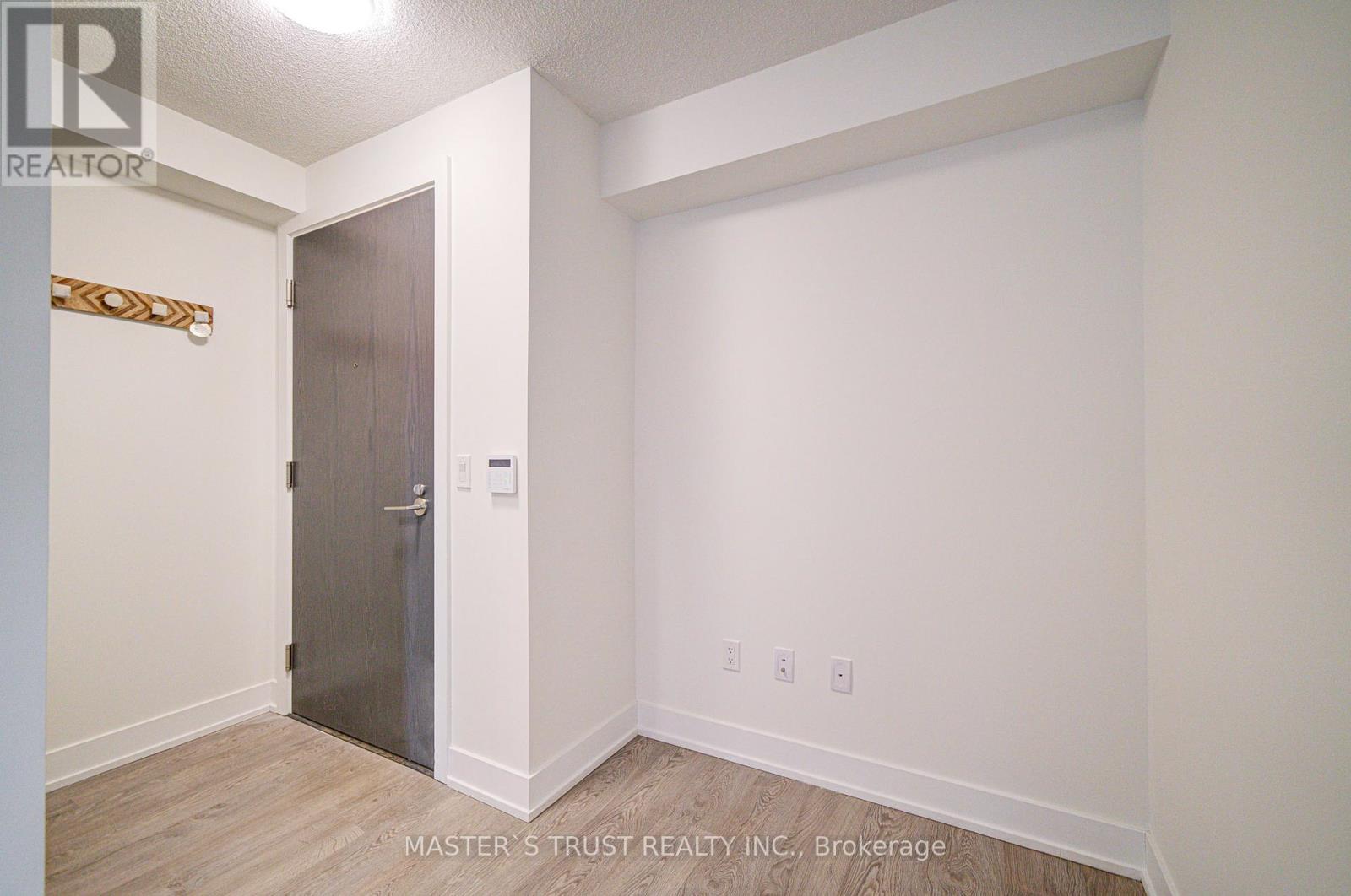 2123 - 9 Mabelle Avenue, Toronto, Ontario  M9A 0E1 - Photo 2 - W12584140