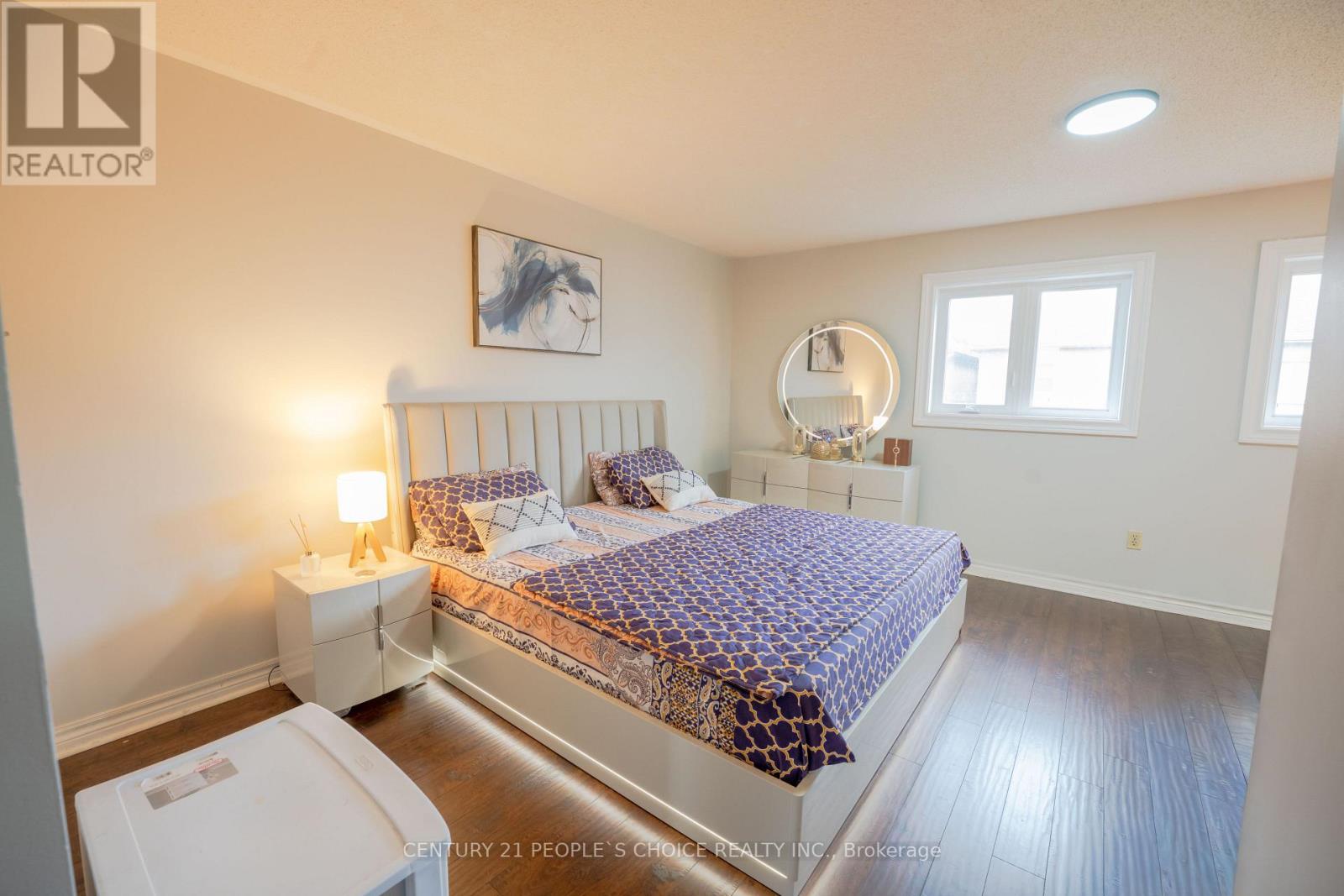 110 Goldenlight Circle, Brampton, Ontario  L6X 4N6 - Photo 16 - W12584148