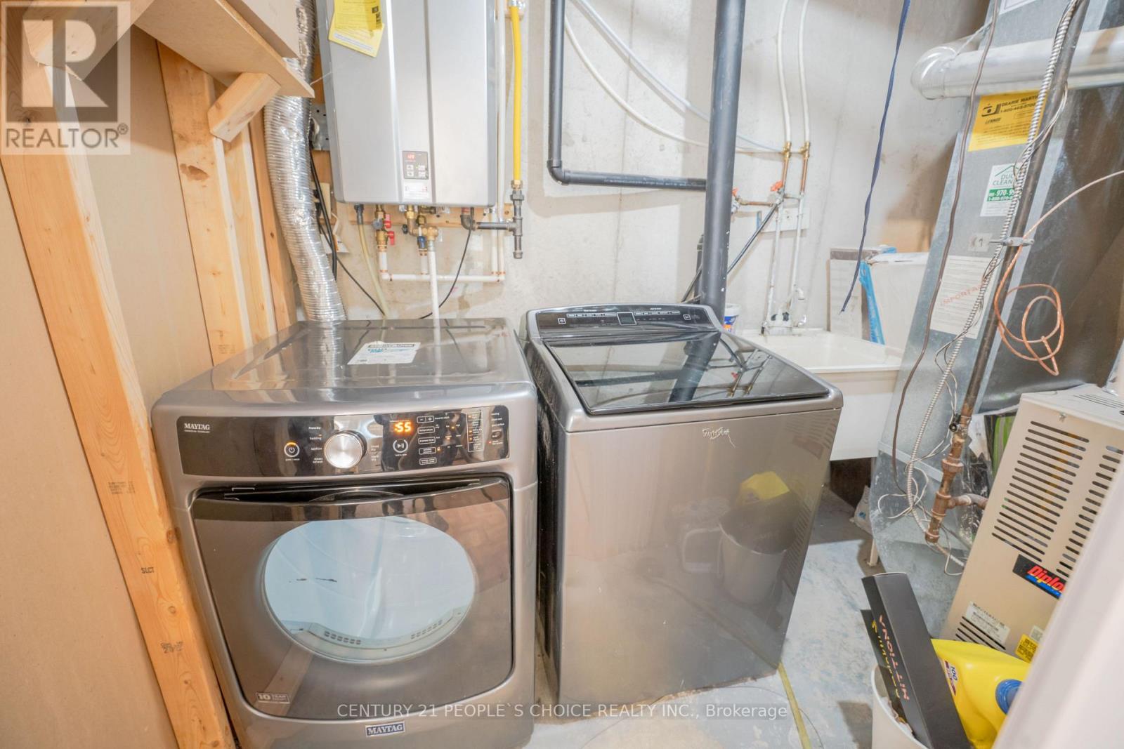 110 Goldenlight Circle, Brampton, Ontario  L6X 4N6 - Photo 38 - W12584148