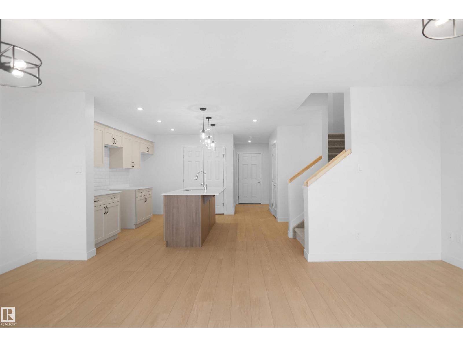 608 176 Av Ne, Edmonton, Alberta  T5Y 4G1 - Photo 5 - E4466939