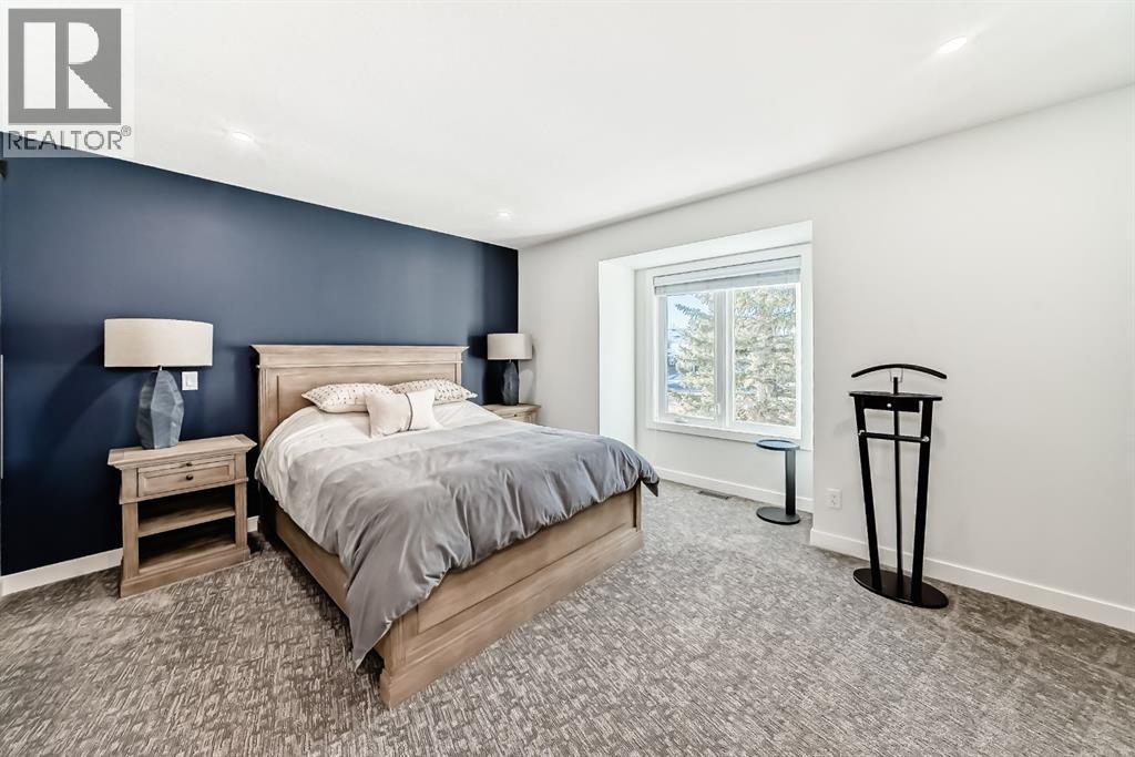 741 Sandringham Place Nw, Calgary, Alberta  T3K 3Z1 - Photo 12 - A2271770