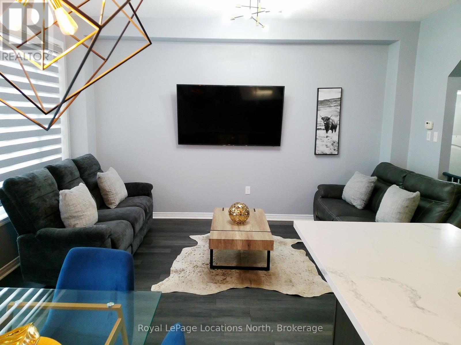 6 Barfoot Street, Collingwood, Ontario  L9Y 3Y7 - Photo 5 - S12584222