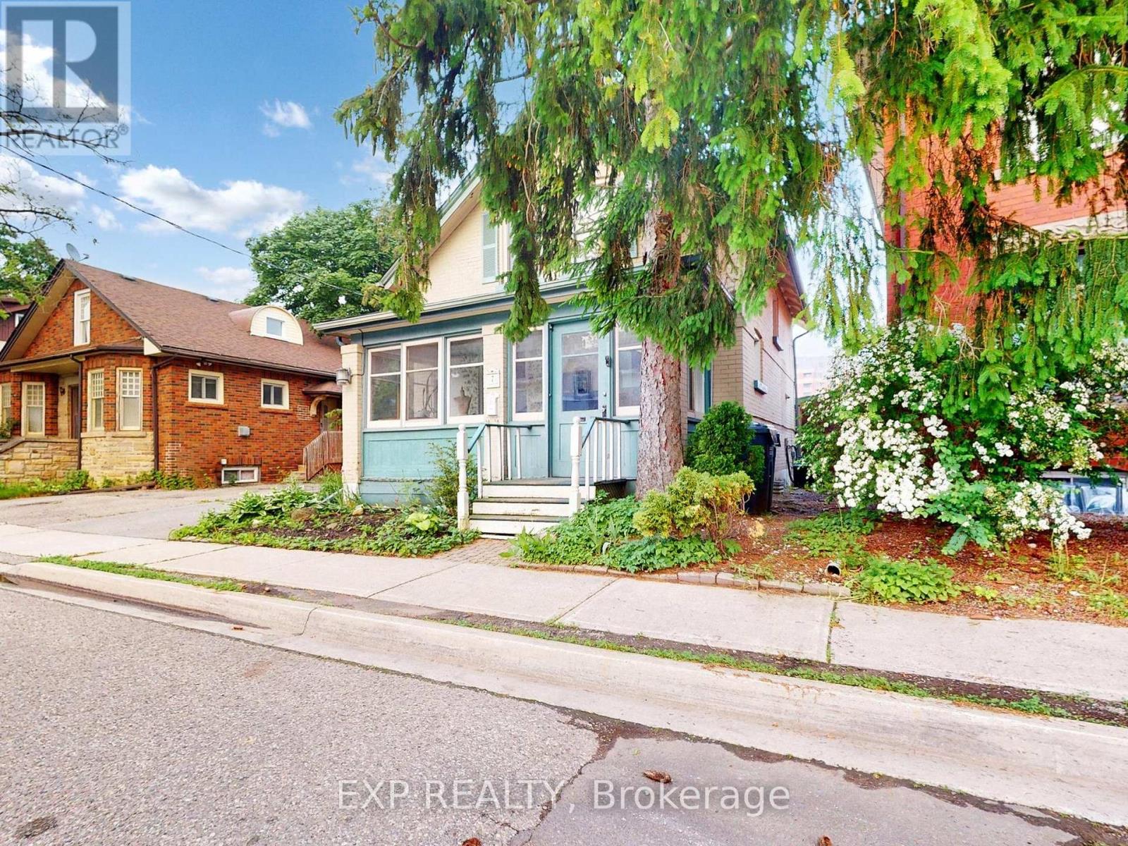 7 David Street, Brampton, Ontario  L6X 1J2 - Photo 3 - W12360283