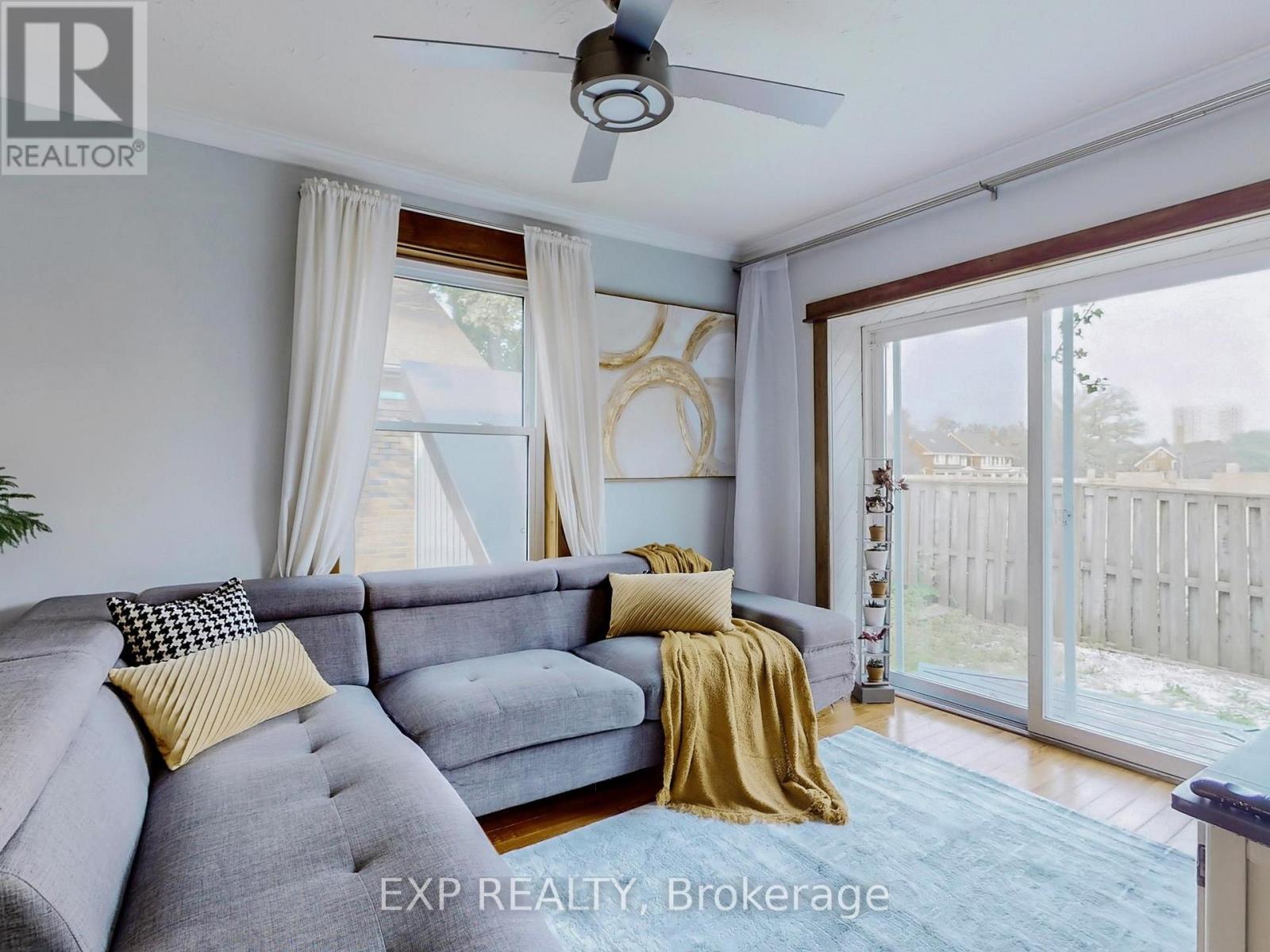 7 David Street, Brampton, Ontario  L6X 1J2 - Photo 5 - W12360283