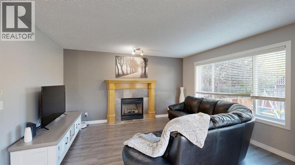 70 Crystalridge Close, Okotoks, Alberta  T1S 1X6 - Photo 5 - A2272359