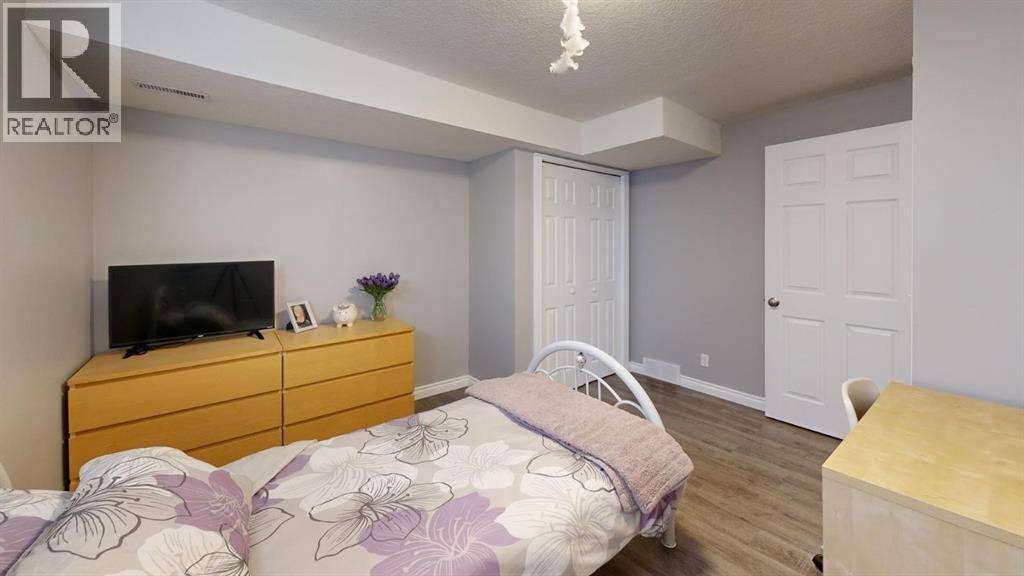 70 Crystalridge Close, Okotoks, Alberta  T1S 1X6 - Photo 22 - A2272359