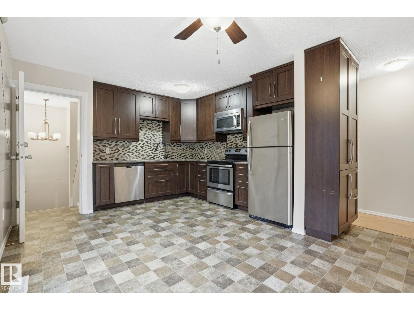 7 Gareth Pl, St. Albert, Alberta  T8N 3K5 - Photo 6 - E4466942