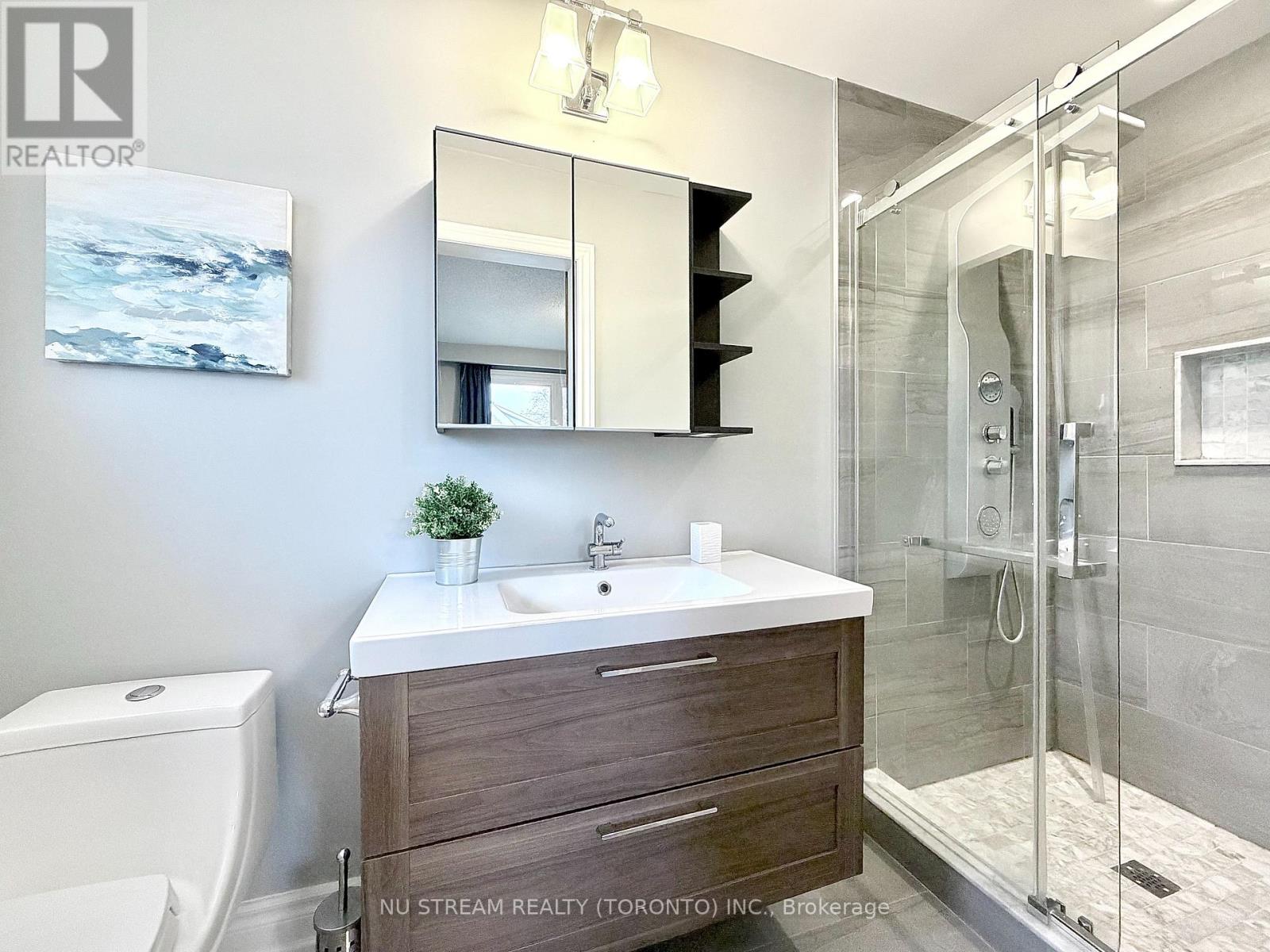 3 Mosedale Crescent, Toronto, Ontario  M2J 3A3 - Photo 15 - C12584194