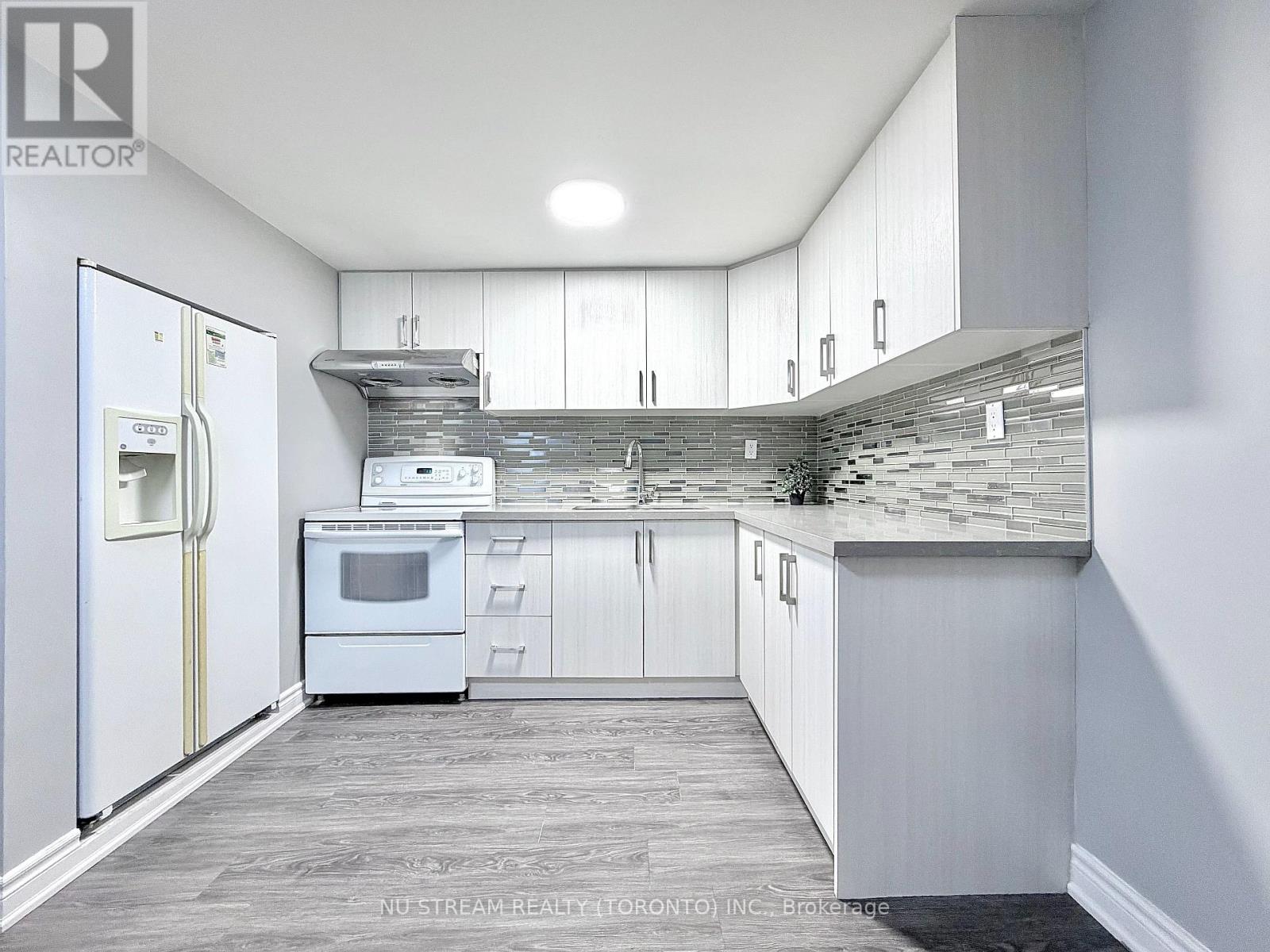 3 Mosedale Crescent, Toronto, Ontario  M2J 3A3 - Photo 27 - C12584194