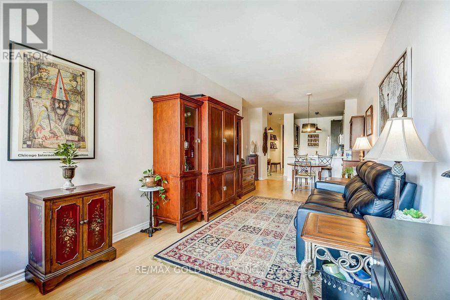 203 - 10 Gateway Boulevard, Toronto, Ontario  M3C 3A1 - Photo 10 - C12584214