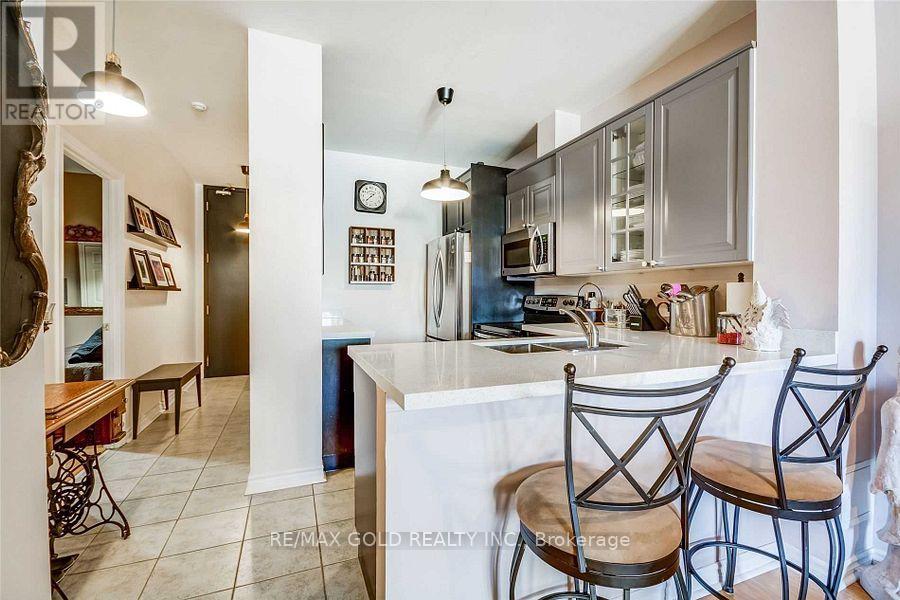 203 - 10 Gateway Boulevard, Toronto, Ontario  M3C 3A1 - Photo 14 - C12584214