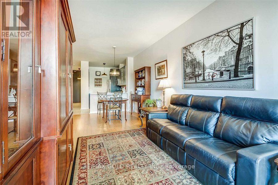 203 - 10 Gateway Boulevard, Toronto, Ontario  M3C 3A1 - Photo 8 - C12584214