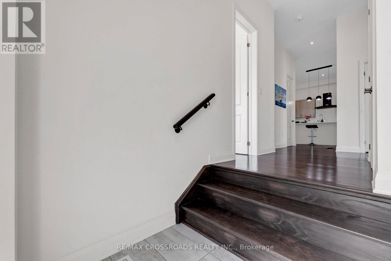 3 Larkin Lane, Clarington, Ontario  L1C 4A7 - Photo 6 - E12584228