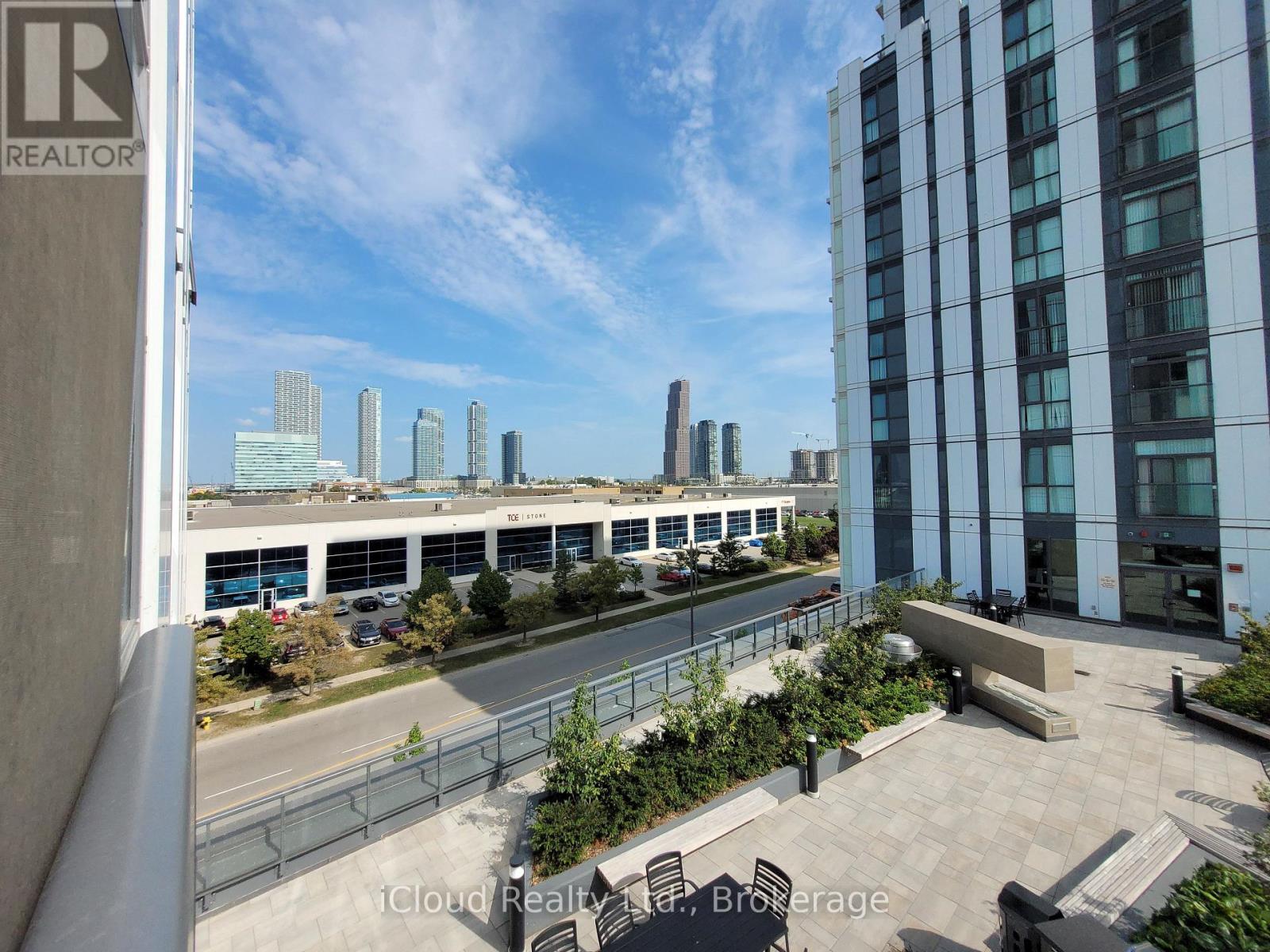 503 - 10 Honeycrisp Crescent, Vaughan, Ontario  L4K 0M7 - Photo 21 - N12584186