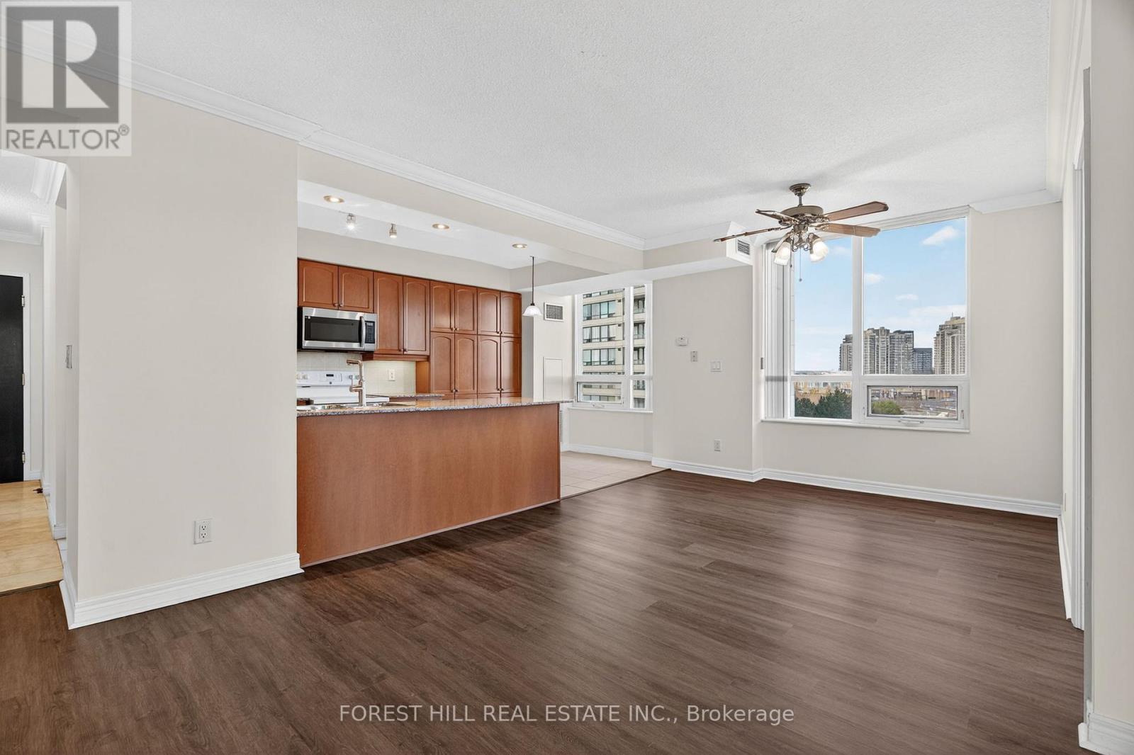 707 - 100 Promenade Circle, Vaughan, Ontario  L4J 7W7 - Photo 14 - N12584218