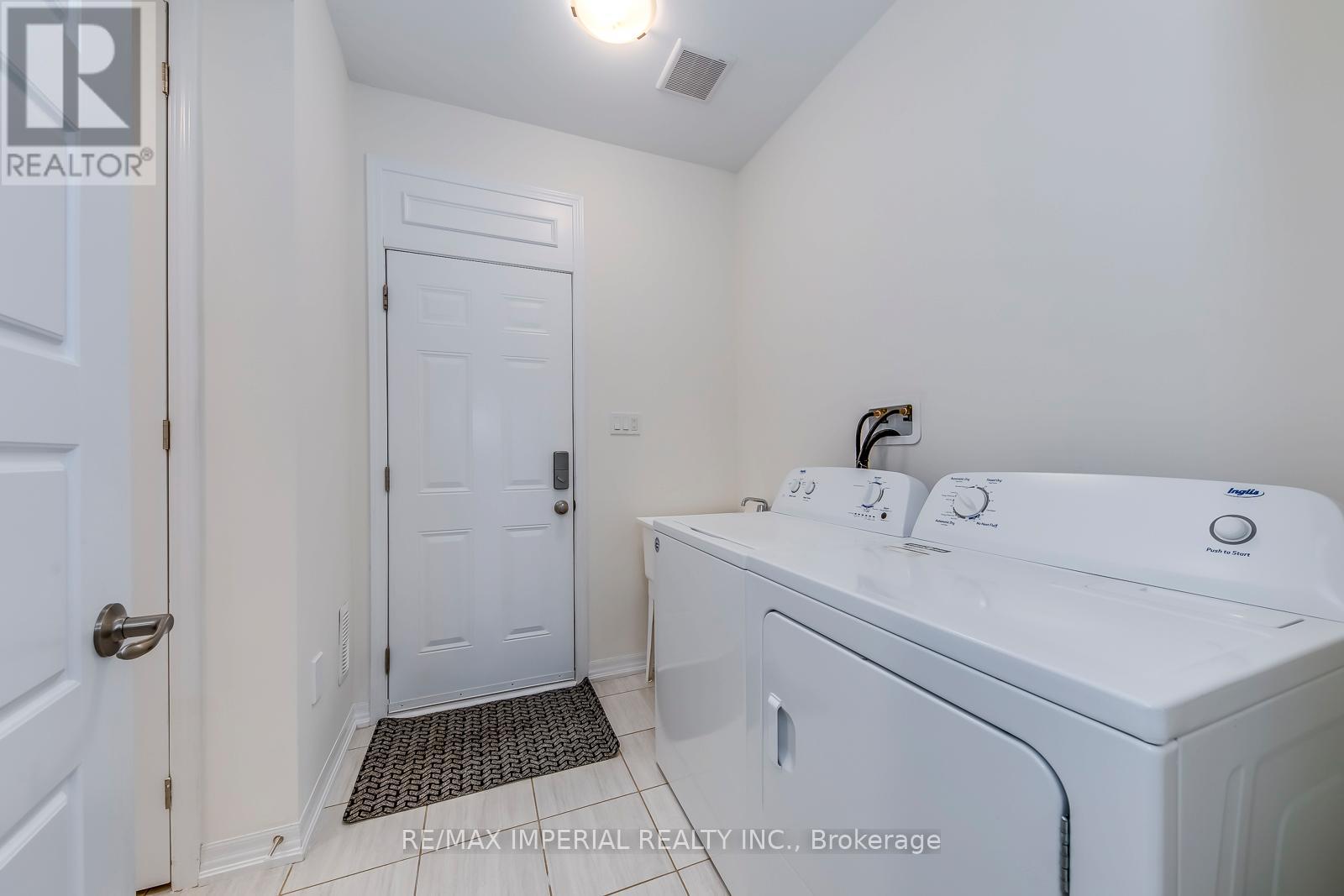 3334 Carding Mill Trail, Oakville, Ontario  L6M 1R7 - Photo 11 - W12584184
